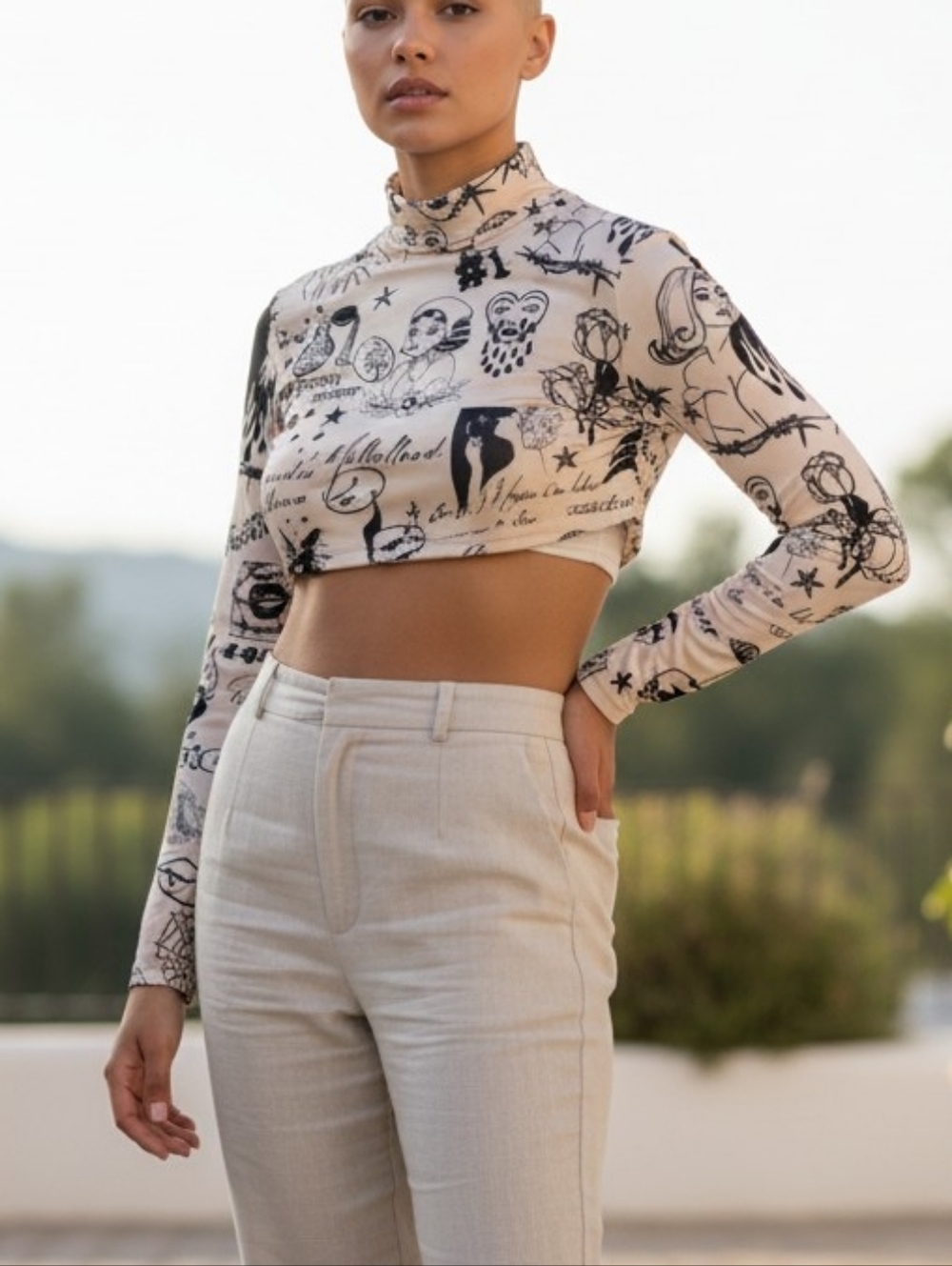 Shein Size Large Turtleneck Long Sleeve Tattoo Print Crop Top Creme Black